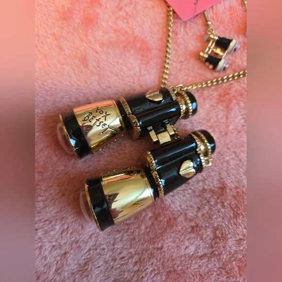 BERSEY JOHNSON VINTAGE GOOGLY EYE BINOCULARS NECKLACE SET - Picture 3 of 5